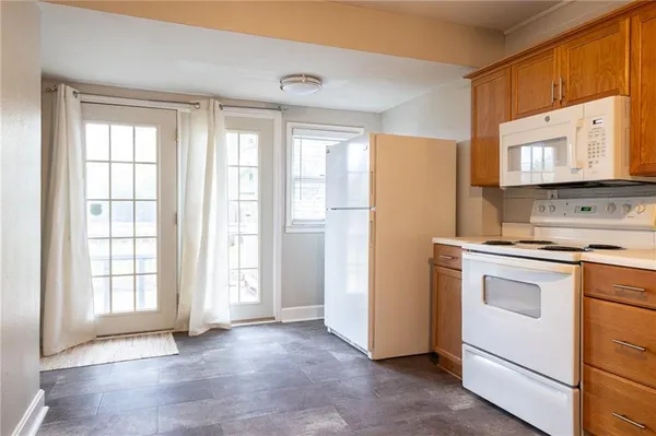 $227,500 | 2507 West 45th Avenue, Kansas City, KS 66103