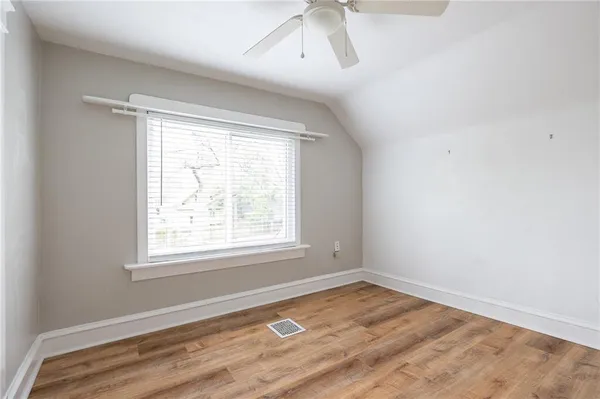 $227,500 | 2507 West 45th Avenue, Kansas City, KS 66103