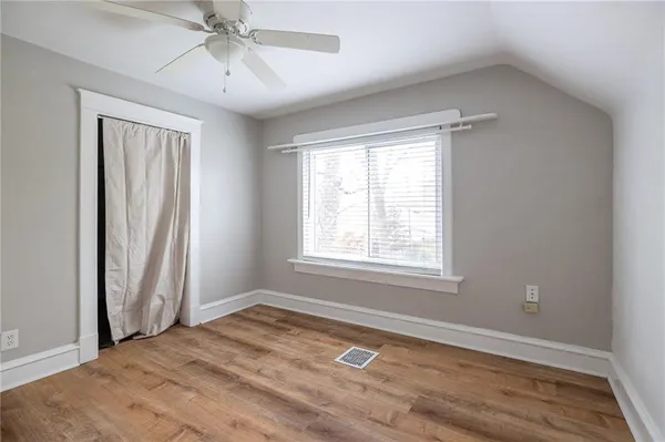 $227,500 | 2507 West 45th Avenue, Kansas City, KS 66103
