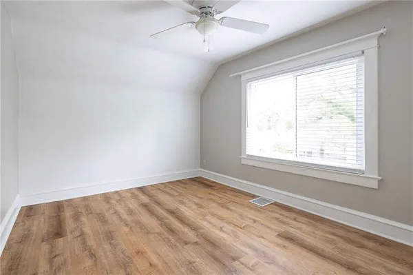 $227,500 | 2507 West 45th Avenue, Kansas City, KS 66103