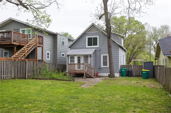 $227,500 | 2507 West 45th Avenue, Kansas City, KS 66103
