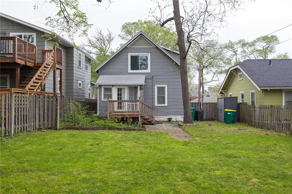 $227,500 | 2507 West 45th Avenue, Kansas City, KS 66103