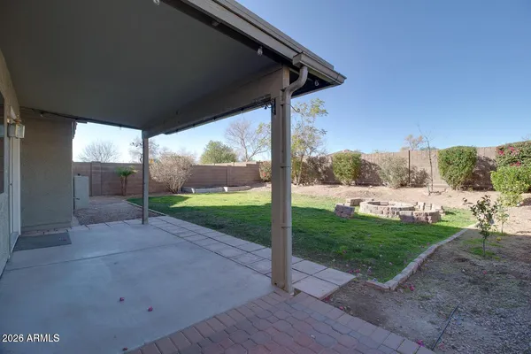 $2,300 | 2092 East 36th Avenue, Apache Junction, AZ 85119