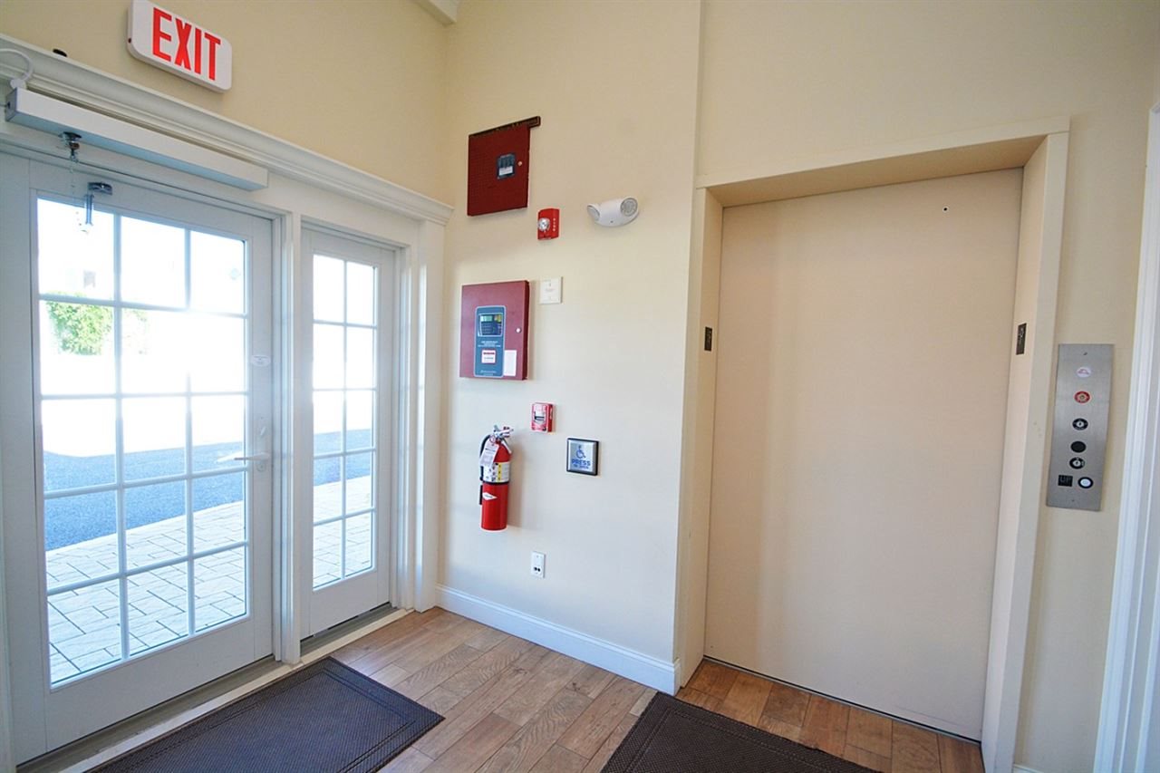 580 Winnacunnet Road, Unit 105 Hampton, NH 03842 - Photo 21 of 25