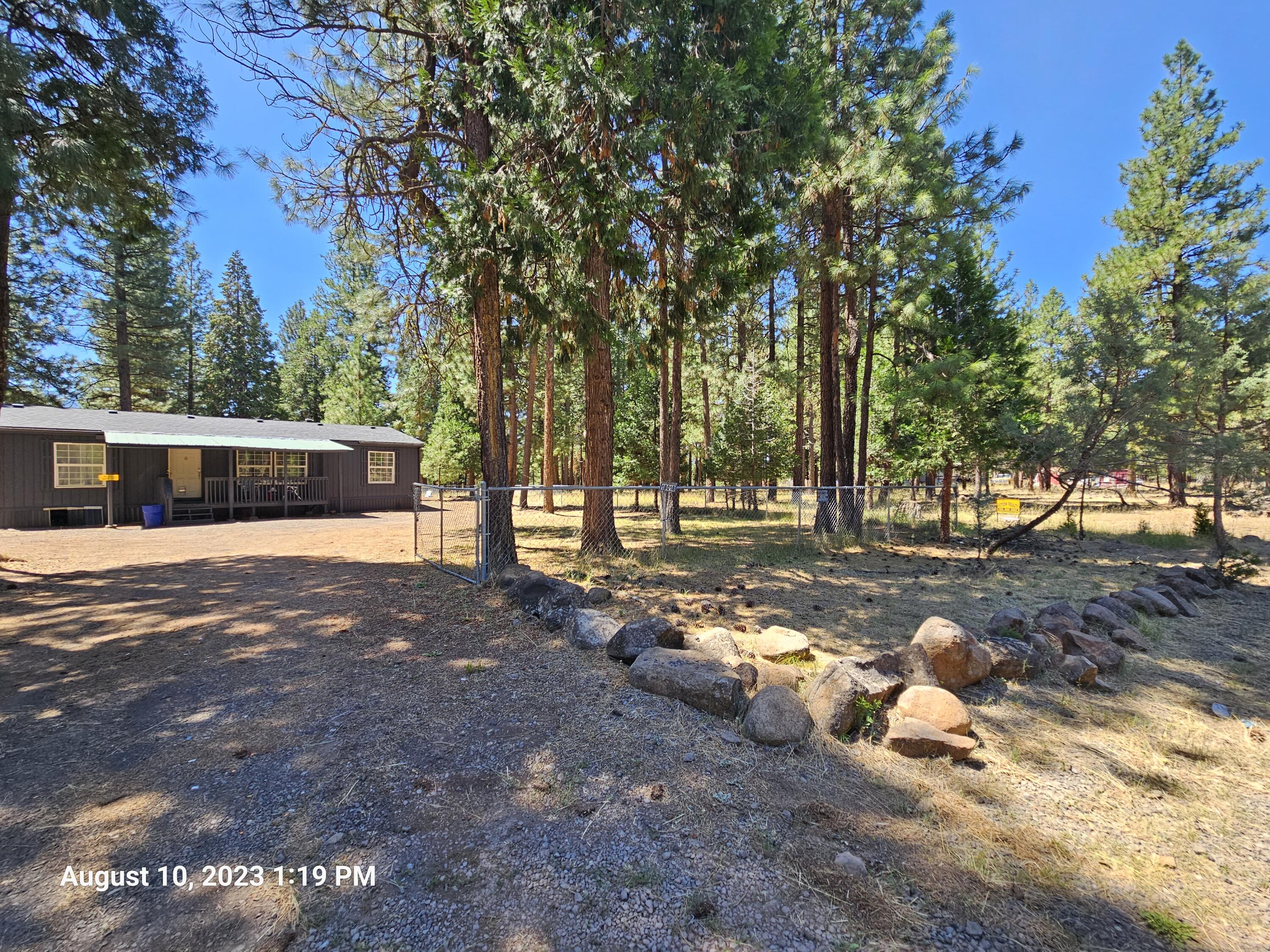 18018 Freight Rd Lane Klamath Falls, OR 97601 - Photo 3 of 33 20230810_131932