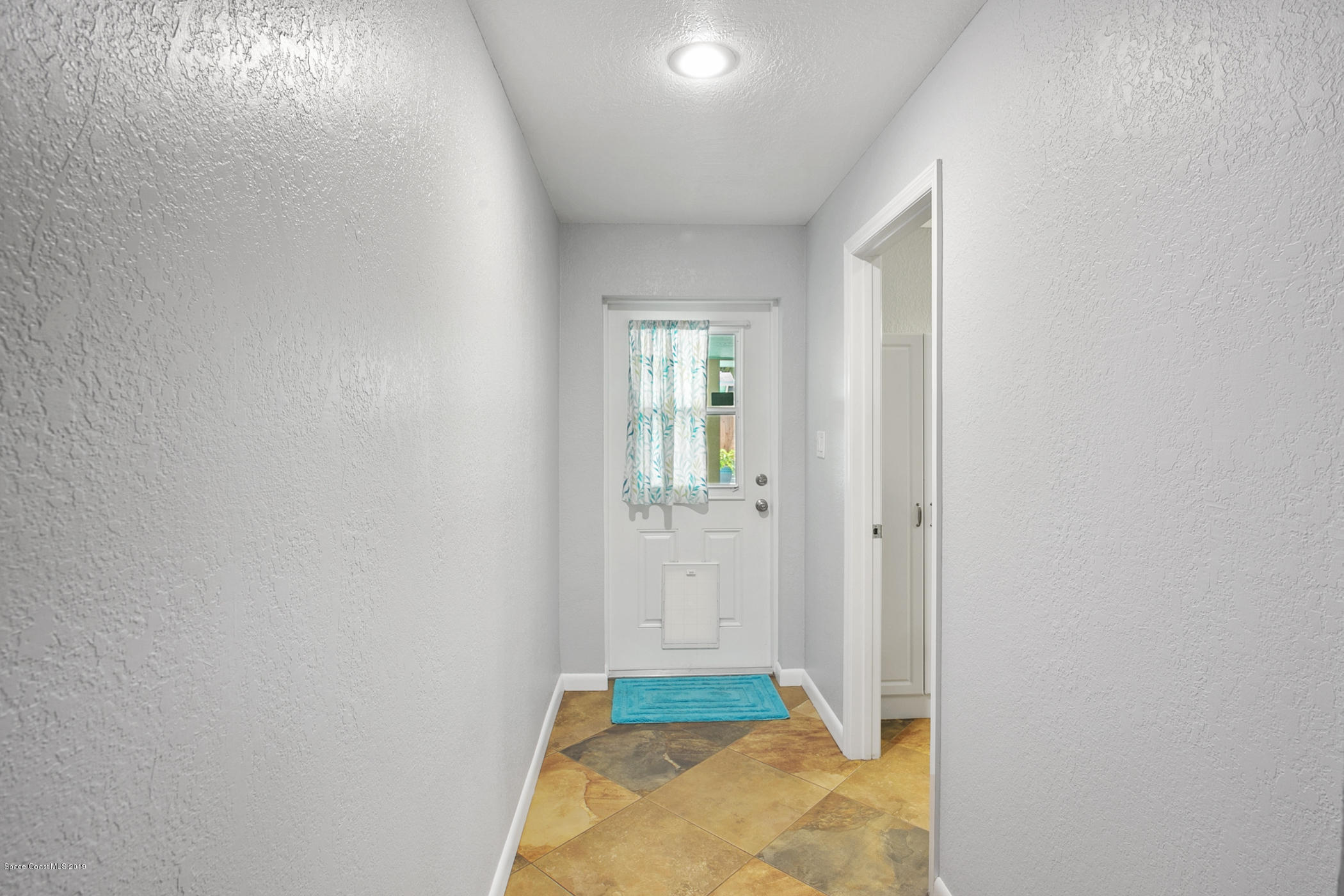 2647 Coventry Road Melbourne, FL 32935 - Photo 23 of 33 2647-coventry-033