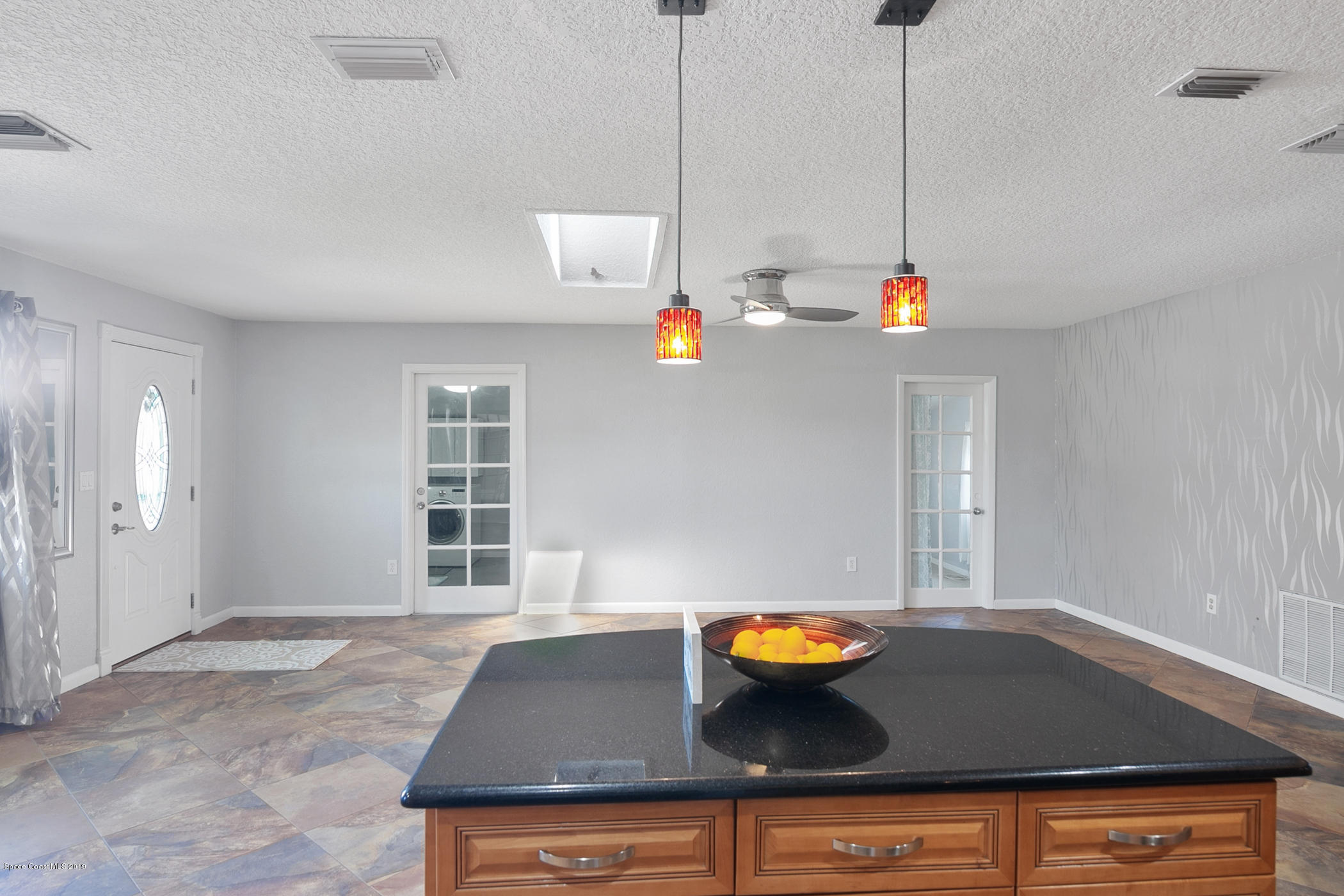 2647 Coventry Road Melbourne, FL 32935 - Photo 9 of 33 2647-coventry-023