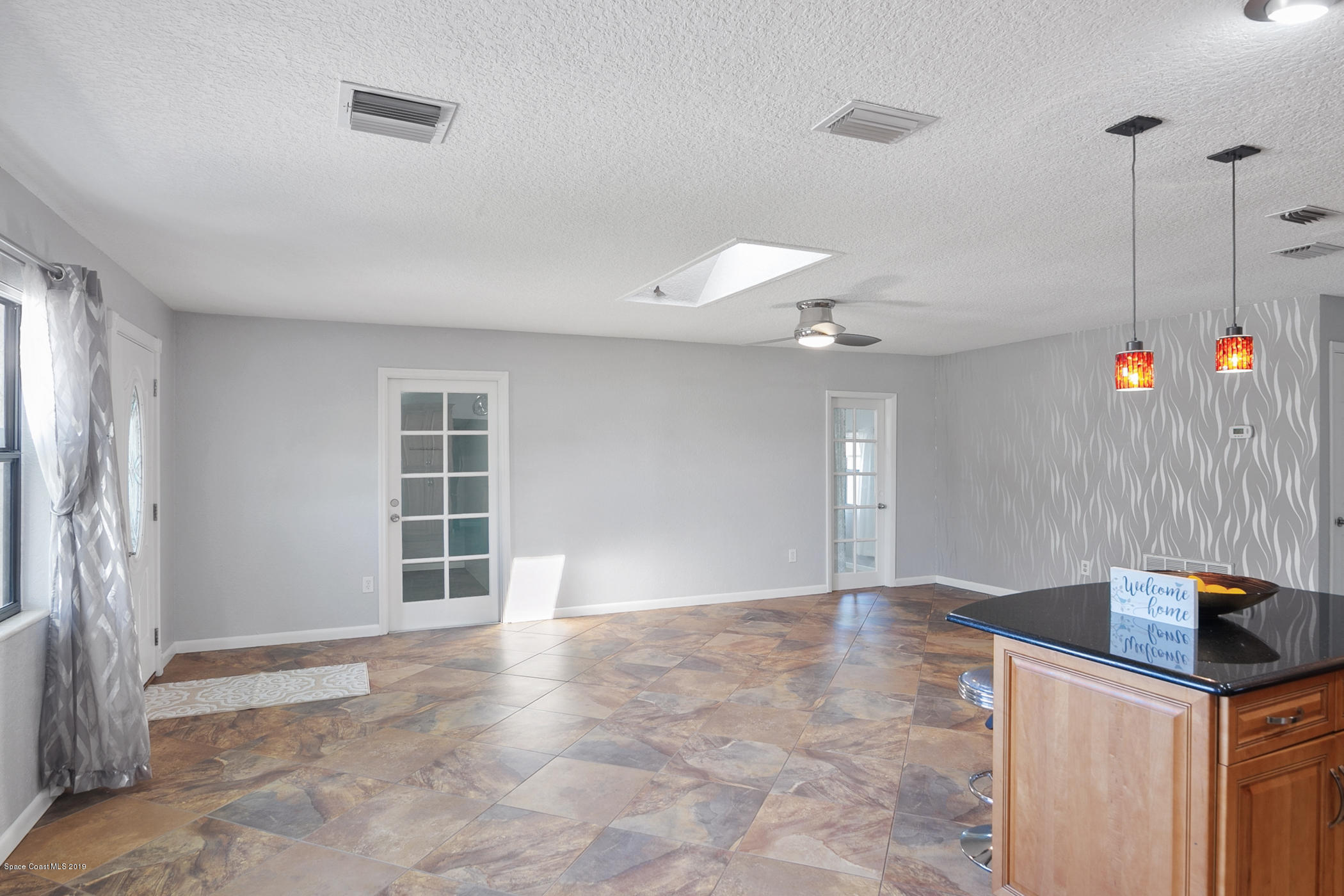 2647 Coventry Road Melbourne, FL 32935 - Photo 10 of 33 2647-coventry-024
