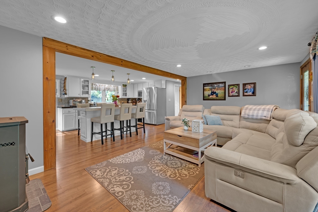 25 Old Dudley Road Oxford, MA 01540 - Photo 20 of 36