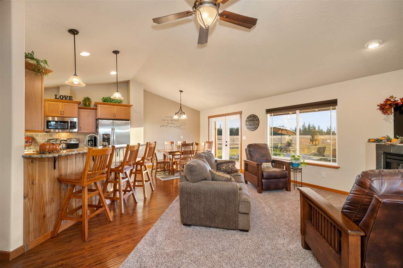 4620 East Oregon Road Elk, WA 99009 - Photo 2 of 20