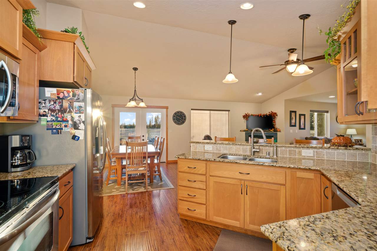 4620 East Oregon Road Elk, WA 99009 - Photo 8 of 20