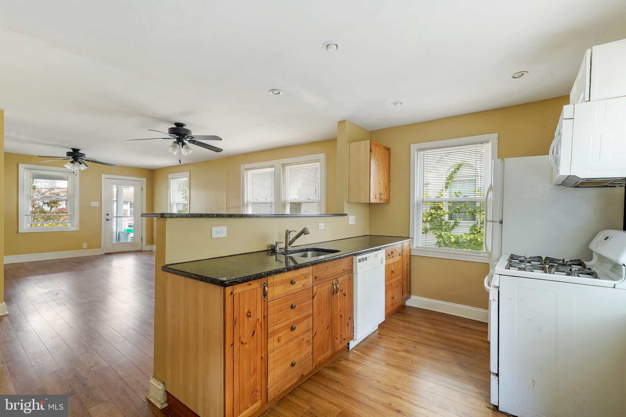 233 Rockingham Road Bryn Mawr, PA 19010 - Photo 13 of 33