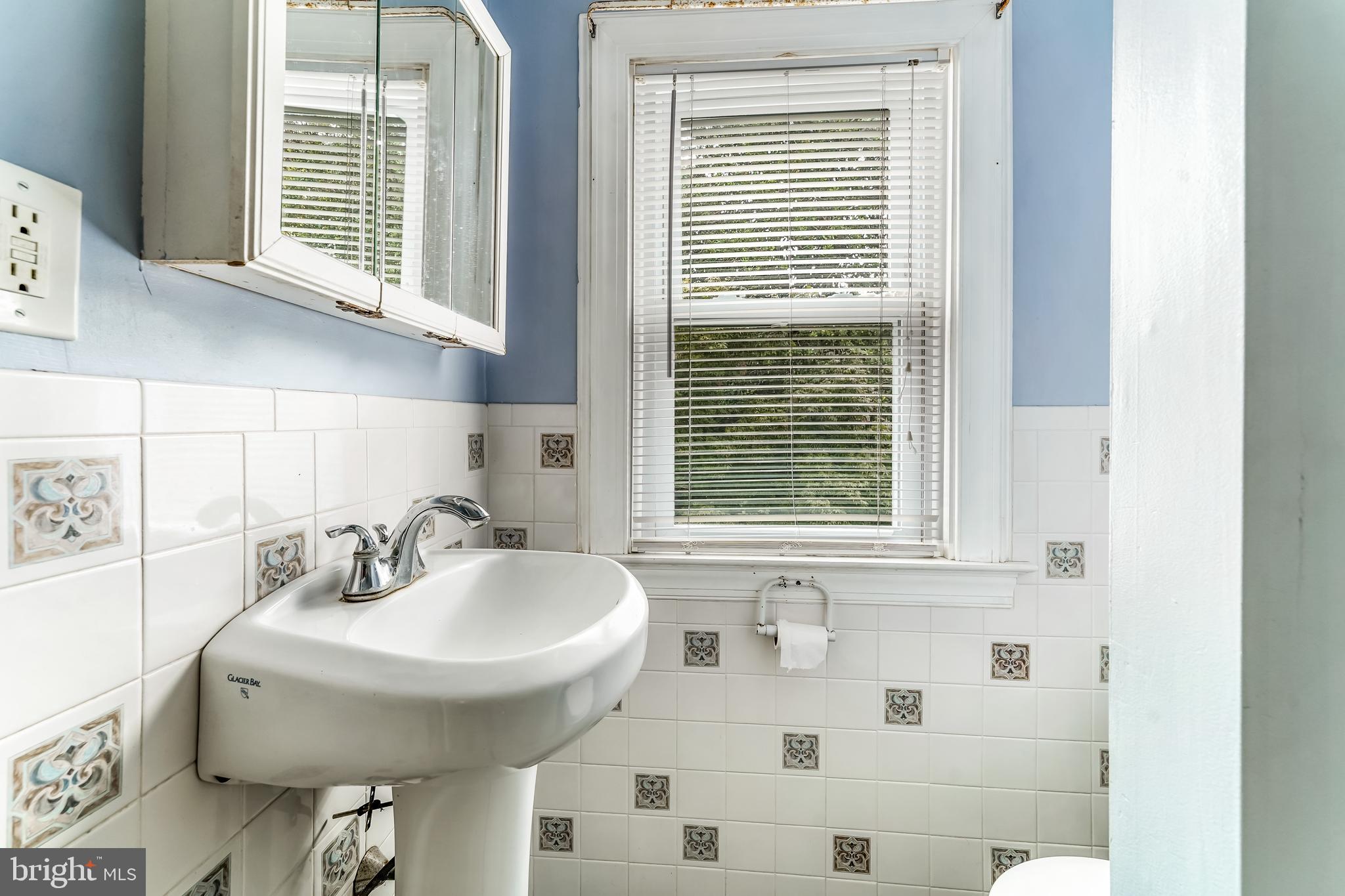 233 Rockingham Road Bryn Mawr, PA 19010 - Photo 29 of 33