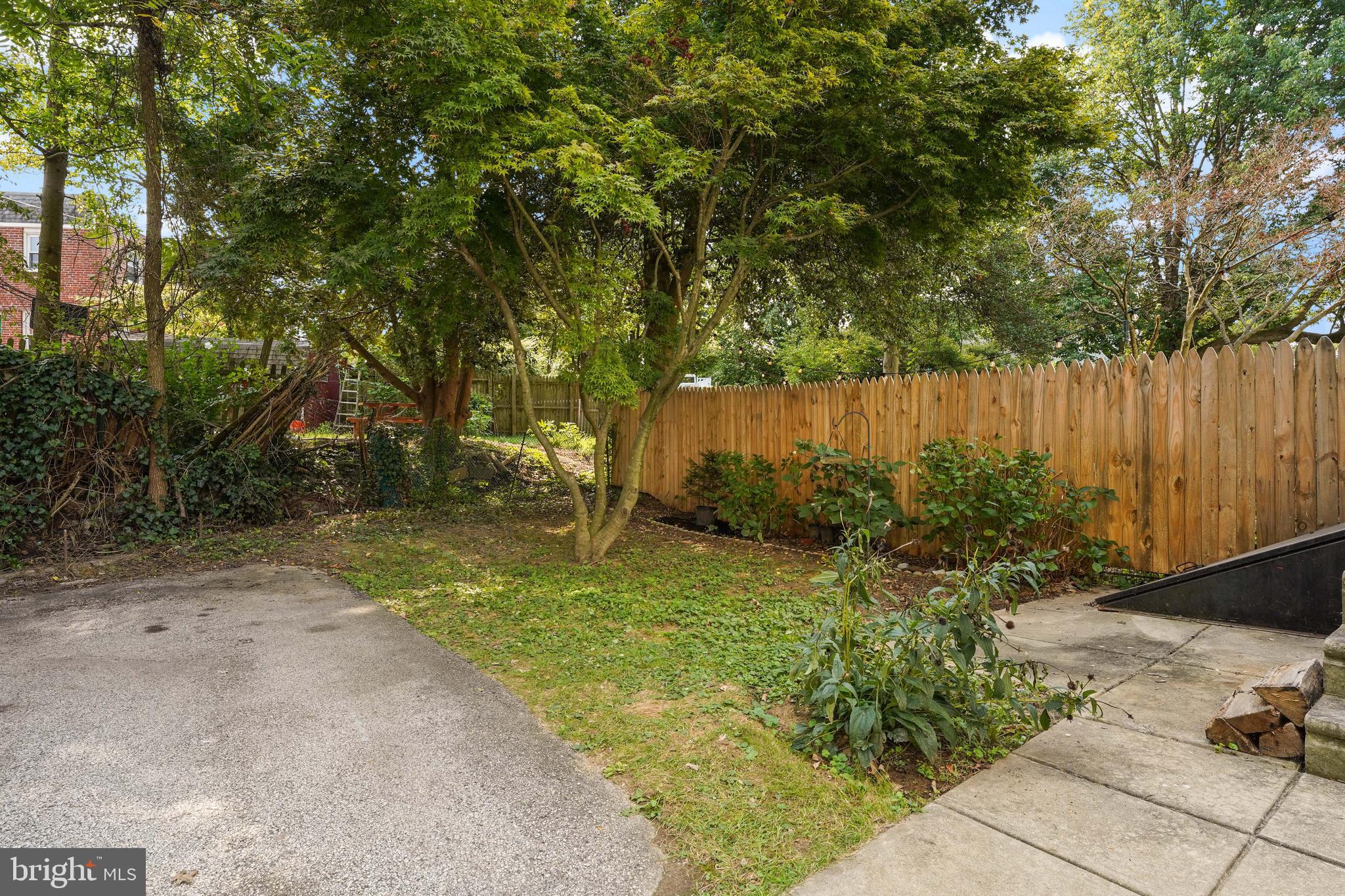 233 Rockingham Road Bryn Mawr, PA 19010 - Photo 3 of 33