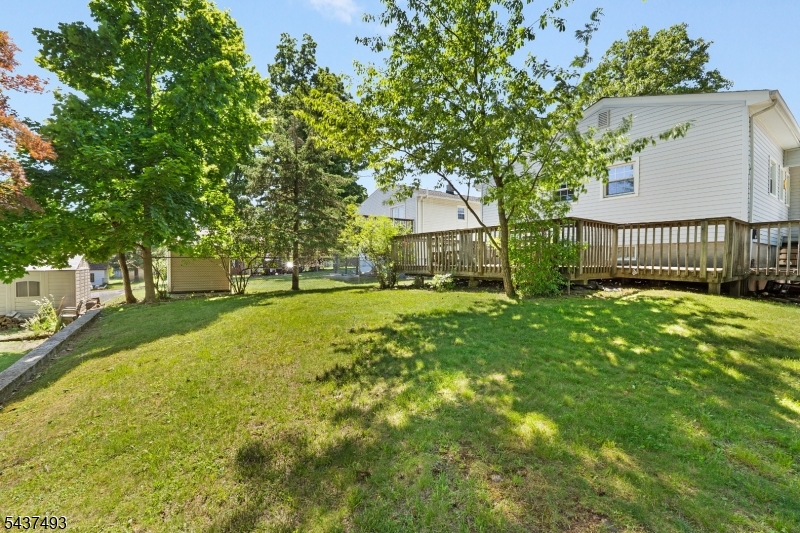 604 East Vail Road Landing, NJ 07850 - Photo 19 of 20