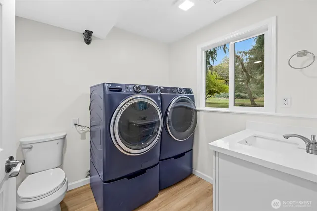 $825,500 | 2400 177th Street Southeast, Bothell, WA 98012