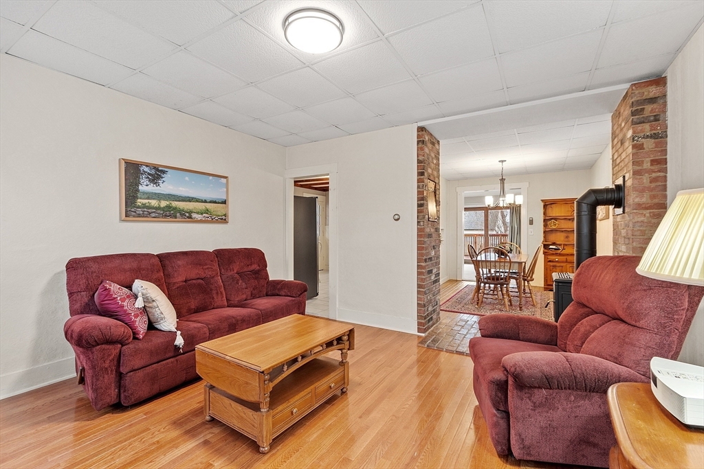 70 Baker Street Gardner, MA 01440 - Photo 14 of 42