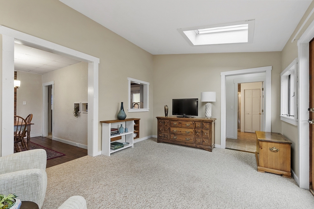 70 Baker Street Gardner, MA 01440 - Photo 17 of 42