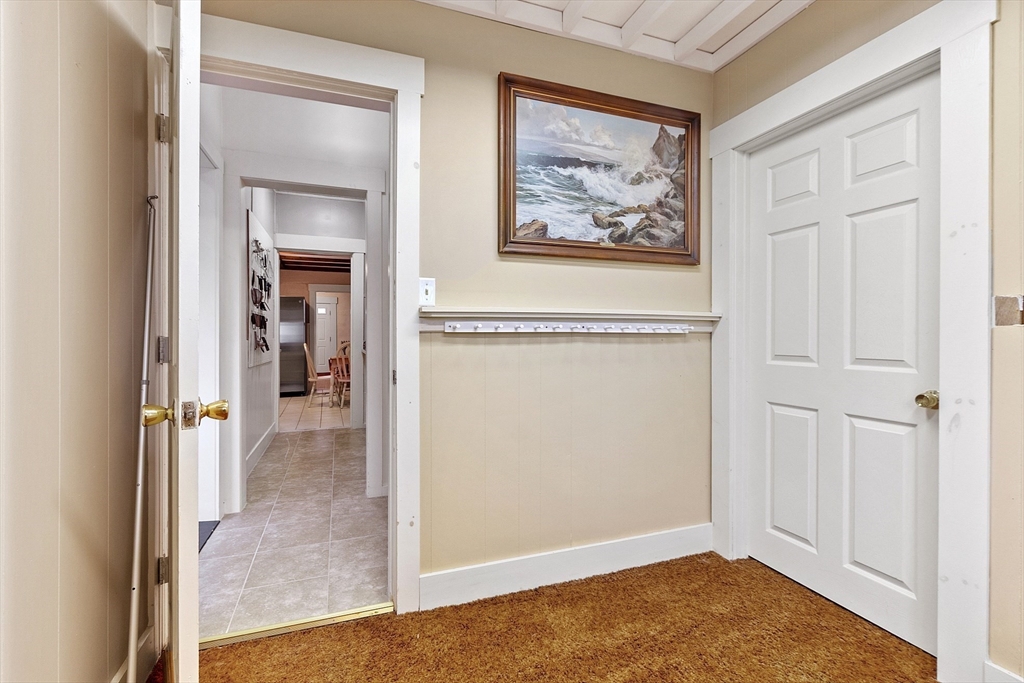 70 Baker Street Gardner, MA 01440 - Photo 19 of 42