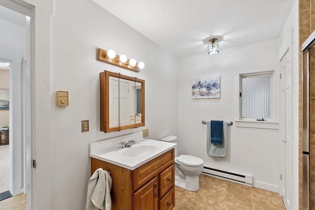 70 Baker Street Gardner, MA 01440 - Photo 20 of 42