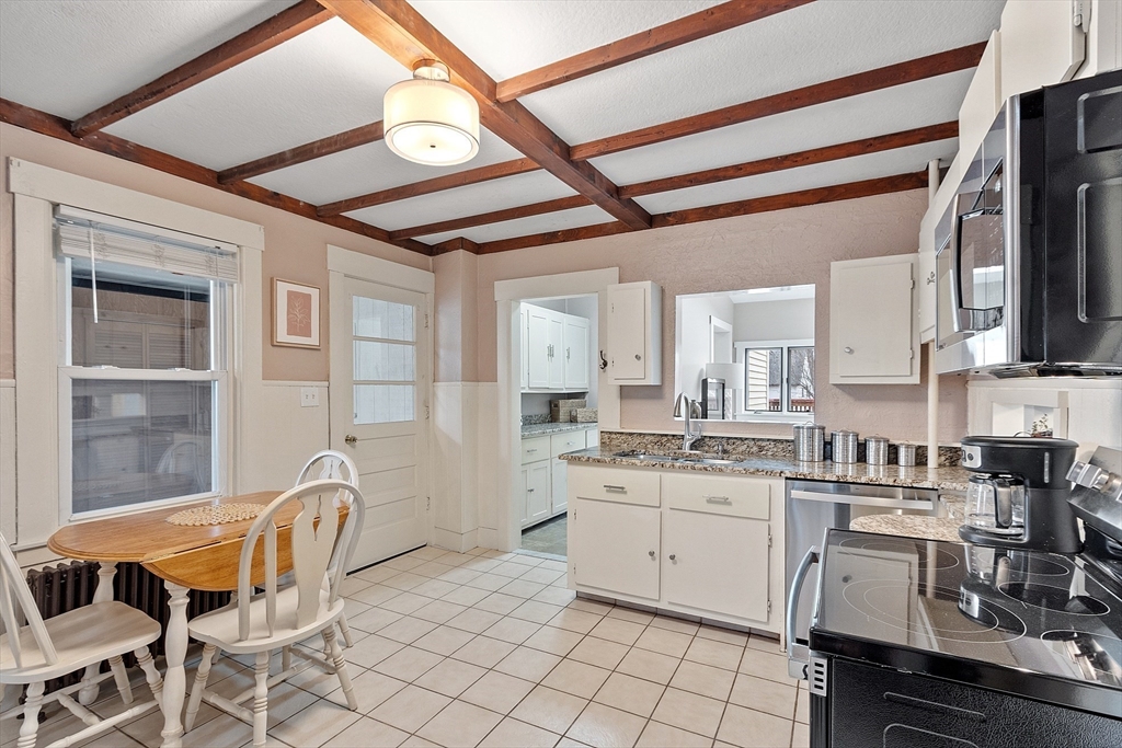 70 Baker Street Gardner, MA 01440 - Photo 5 of 42