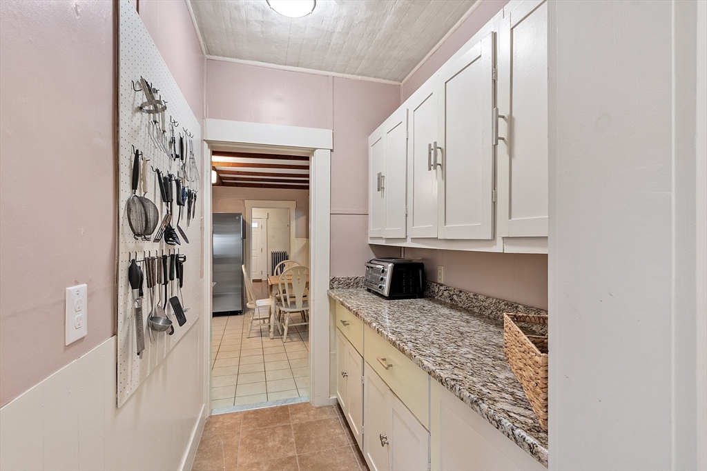 70 Baker Street Gardner, MA 01440 - Photo 9 of 42
