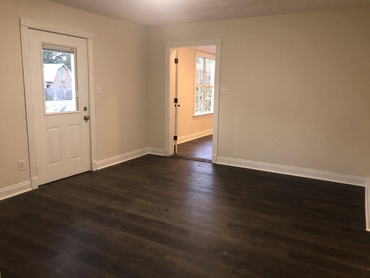 104 Butler Circle Crestview, FL 32536 - Photo 10 of 28 Gallery Image 10