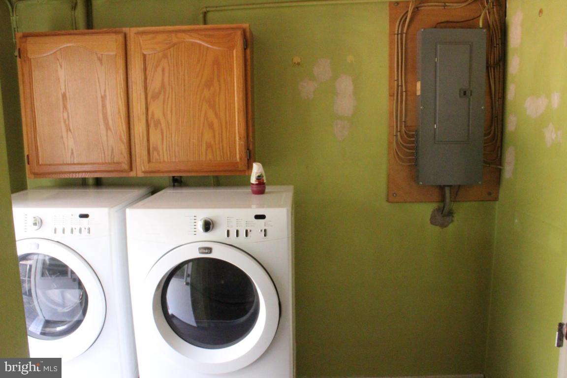 335 Edgewood Road York, PA 17402 - Photo 15 of 20 Gallery Image 15