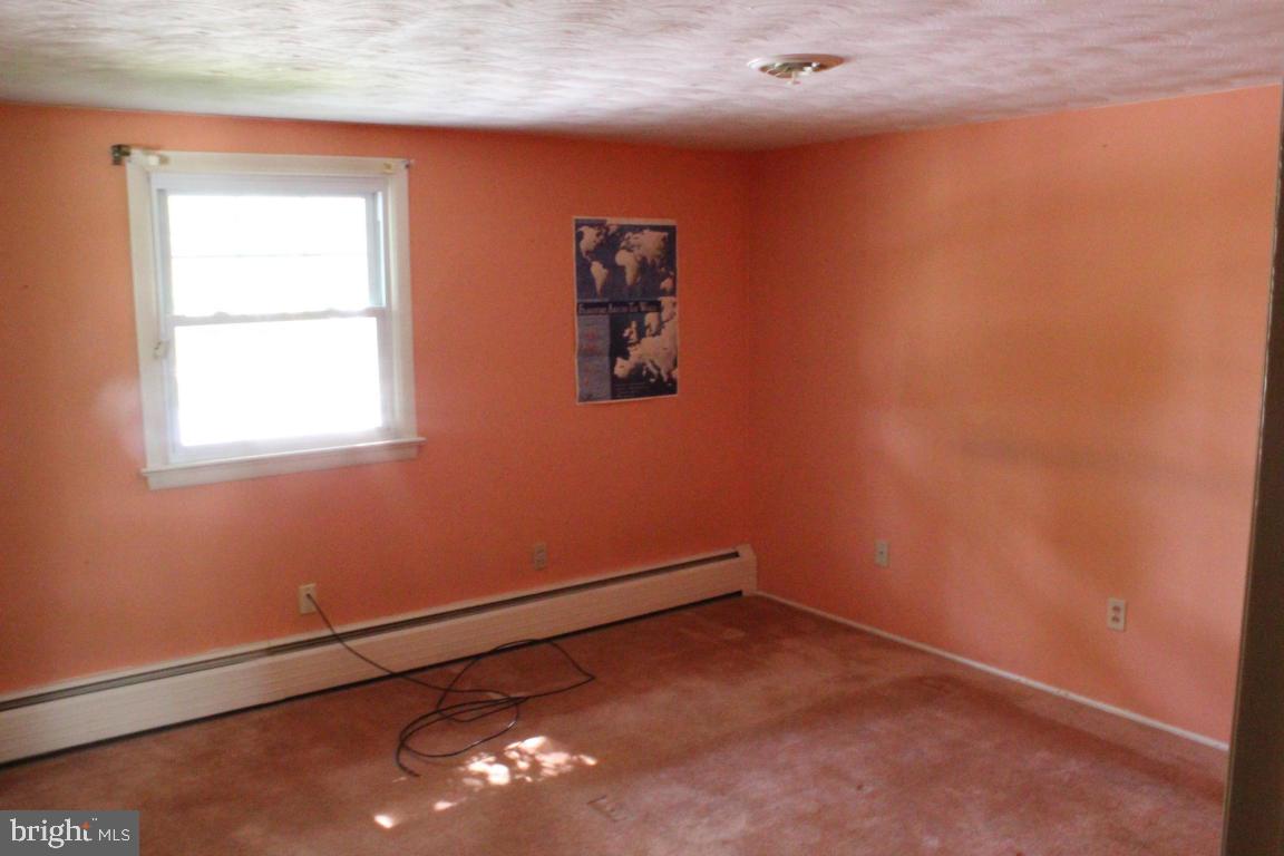 335 Edgewood Road York, PA 17402 - Photo 17 of 20 Gallery Image 17