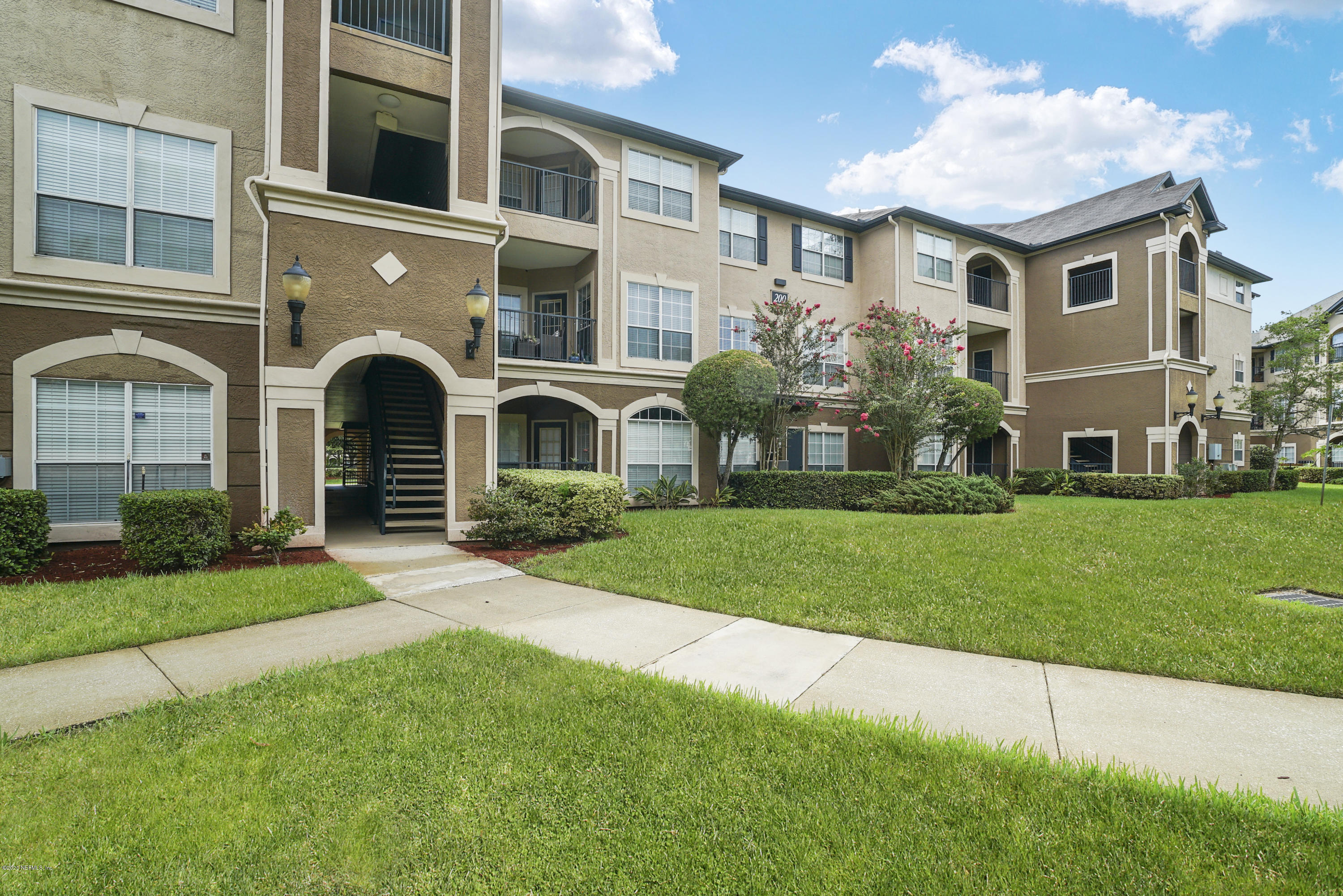 10961 Burnt Mill Road, Unit 226 Jacksonville, FL 32256 - Photo 2 of 19 DSC00115b