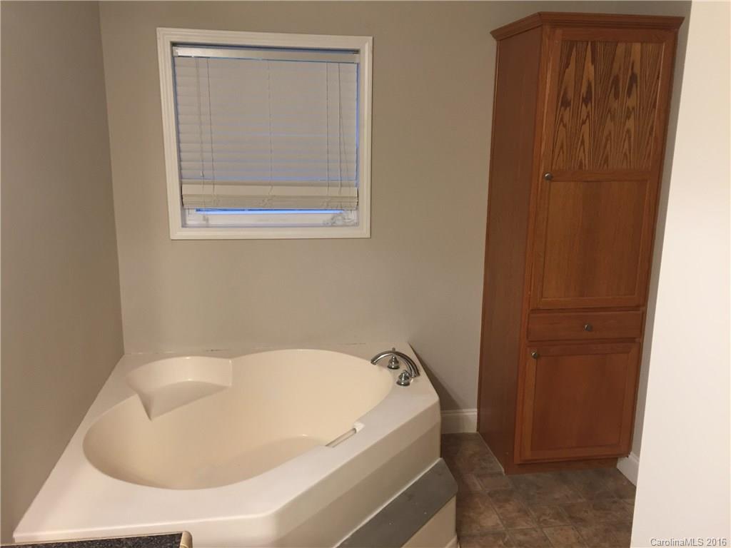225 Mae Road Salisbury, NC 28146 - Photo 9 of 16 Gallery Image 9