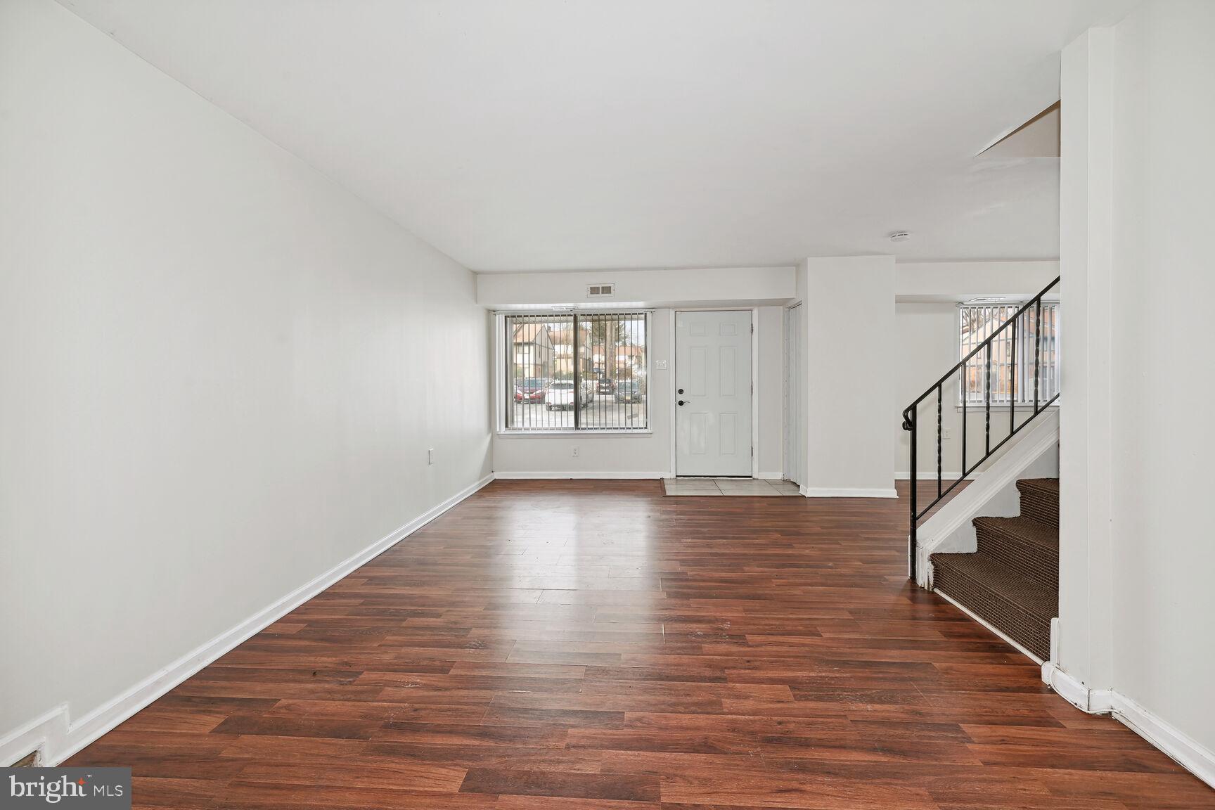 807 Timber Creek Road Lindenwold, NJ 08021 - Photo 6 of 27 Light Filled