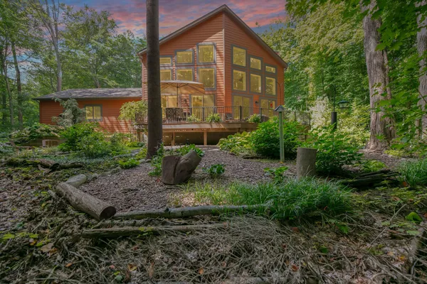 $849,000 | 46 Camp Madron Road, Unit 46, Buchanan, MI 49107