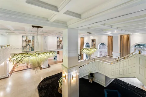 $810,000 | 5225 Collins Avenue, Unit 603, Miami Beach, FL 33140