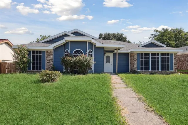 $285,000 | 2823 Rio Grande Pass, Mesquite, TX 75150