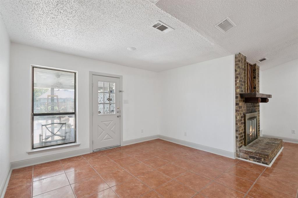 2823 Rio Grande Pass Mesquite, TX 75150 - Photo 11 of 35