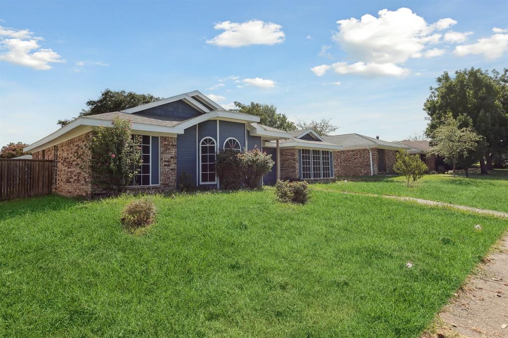 2823 Rio Grande Pass Mesquite, TX 75150 - Photo 2 of 35