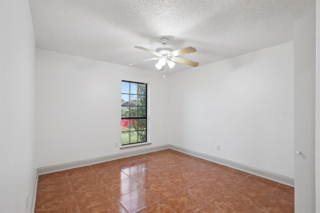 2823 Rio Grande Pass Mesquite, TX 75150 - Photo 30 of 35