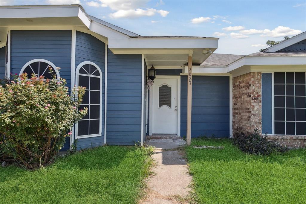 2823 Rio Grande Pass Mesquite, TX 75150 - Photo 3 of 35