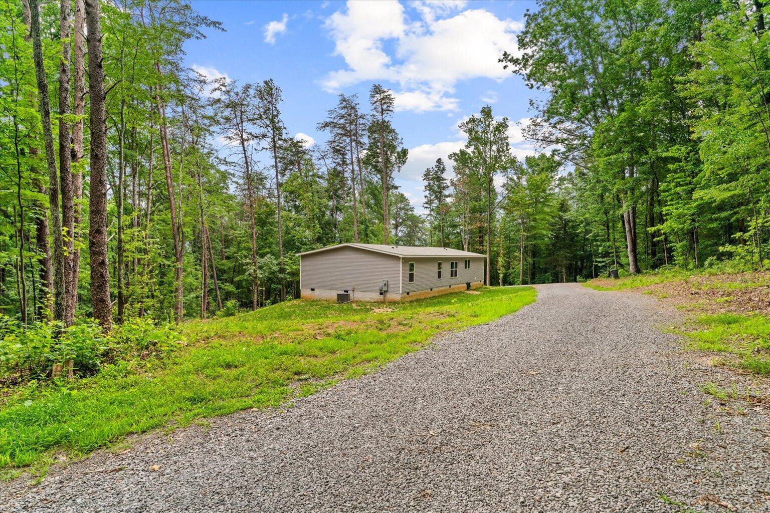 303 Smith Mountain Road Dunlap, TN 37327 - Photo 36 of 42 02-DSC02532