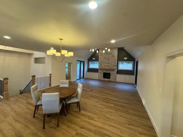 $1,150,000 | 4202 Blackberry Ridge Court, Oneida, WI 54155