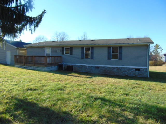 139 Joe Cooper Farm Road White Oak, WV 25989 - Photo 4 of 14 Gallery Image 4