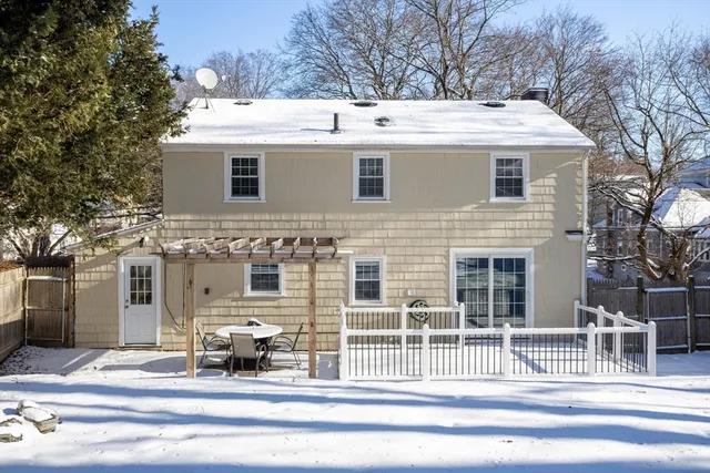 a view of a house with a outdoor space