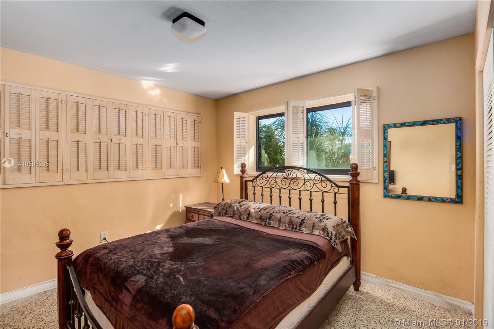 1215 Cleveland Road Miami Beach, FL 33141 - Photo 21 of 24