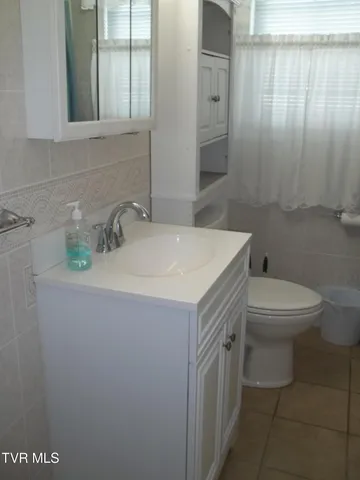 $215,000 | 1012 College Avenue, Bristol, TN 37620