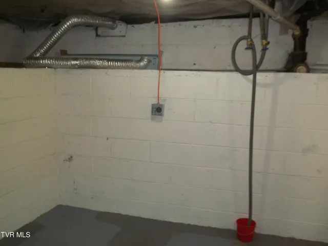 $215,000 | 1012 College Avenue, Bristol, TN 37620