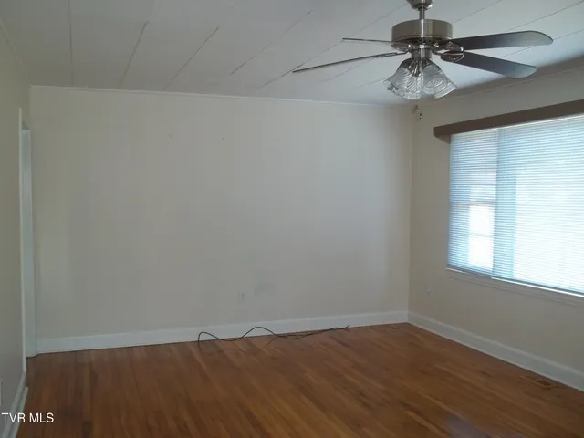 $215,000 | 1012 College Avenue, Bristol, TN 37620