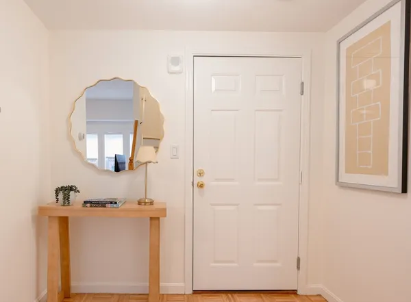 $4,500 | 5 Davis Avenue, Unit 6, Brookline, MA 02445