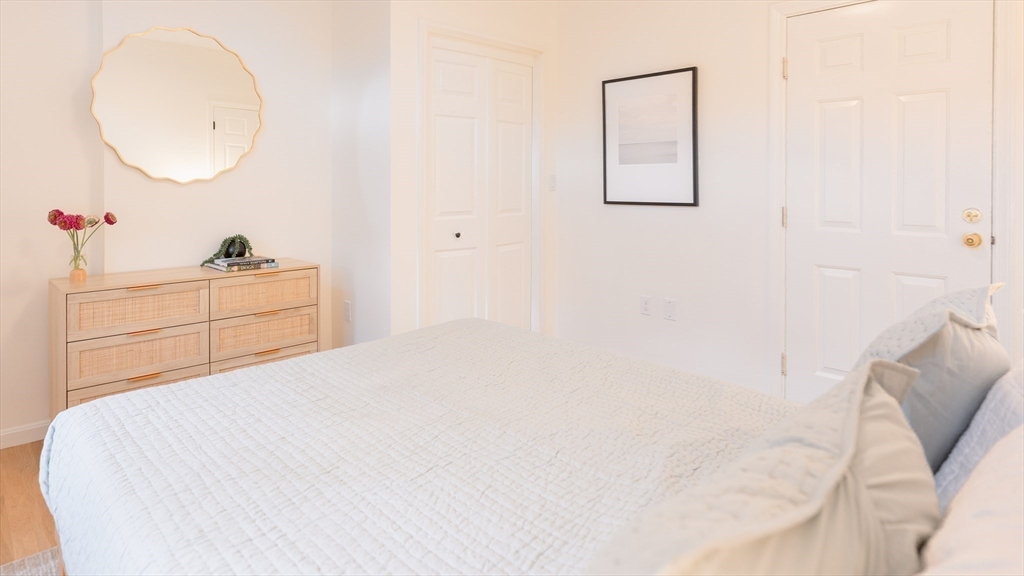 5 Davis Avenue, Unit 5 Brookline, MA 02445 - Photo 26 of 31