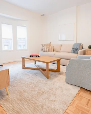 $4,500 | 5 Davis Avenue, Unit 6, Brookline, MA 02445